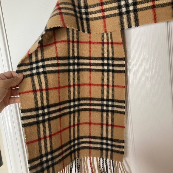 Burberry pure lambswool plaid scarf - Picture 10 of 10